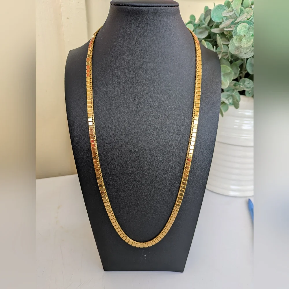 Vintage Monet Chain necklace,‎ Gold Plated. 23" - Picture 4 of 6